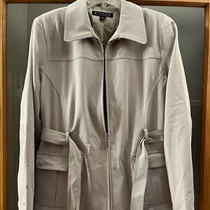 Giacca A Gallery company tan trench rain coat. XL. Excellent condition.